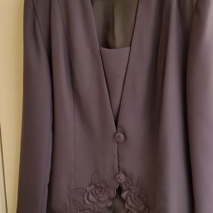 St anthony two piece suit  size 16.